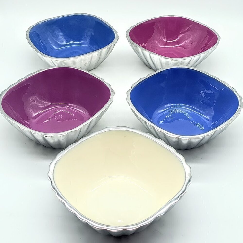 Towle Silversmiths Dolce Collection Enamel Aluminum Fluted Bowls